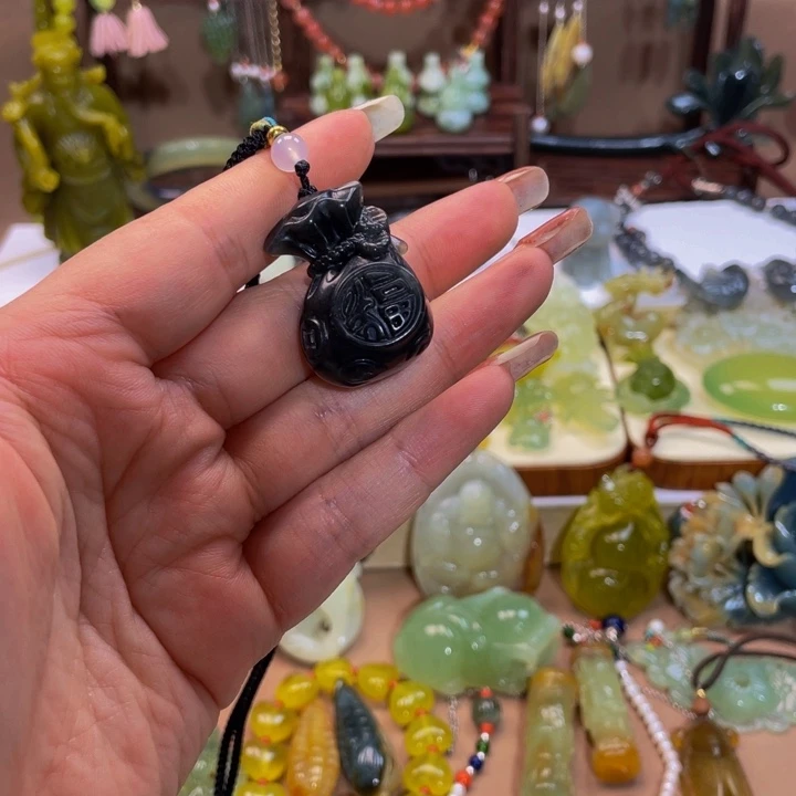 蛇纹石玉手链未镶嵌