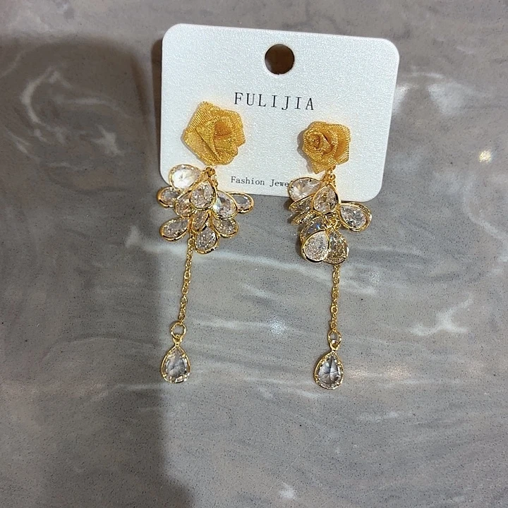 皮质铁合金耳环15