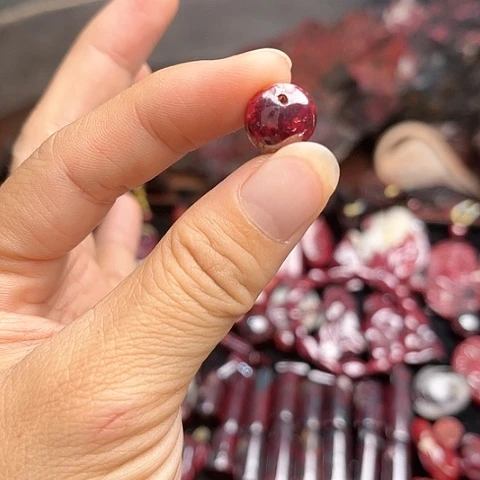 【闪购商品】天然辰砂天然原矿朱砂吊坠