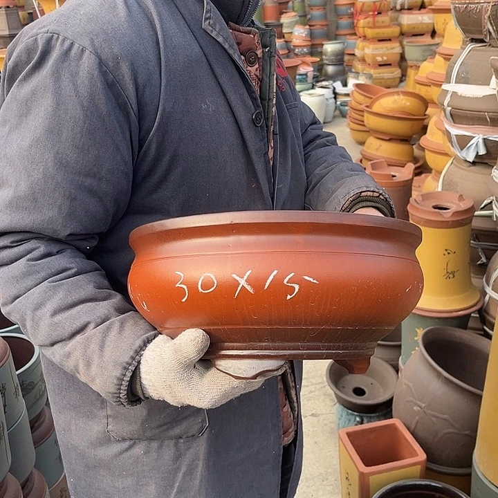 紫砂紫砂花盆和小