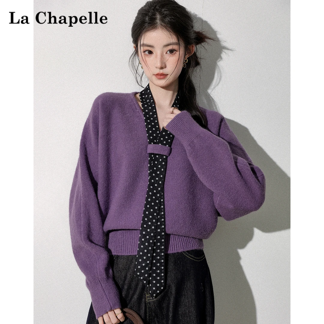 拉夏贝尔2025秋冬紫色V领波点飘带毛衣女慵懒风软糯针织衫短上衣