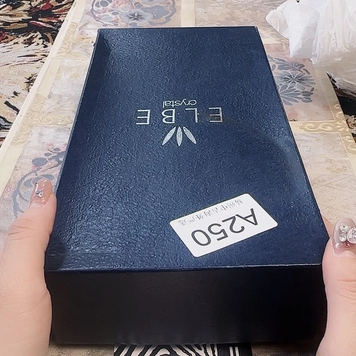 ?****买倩倩海外陶瓷工艺品