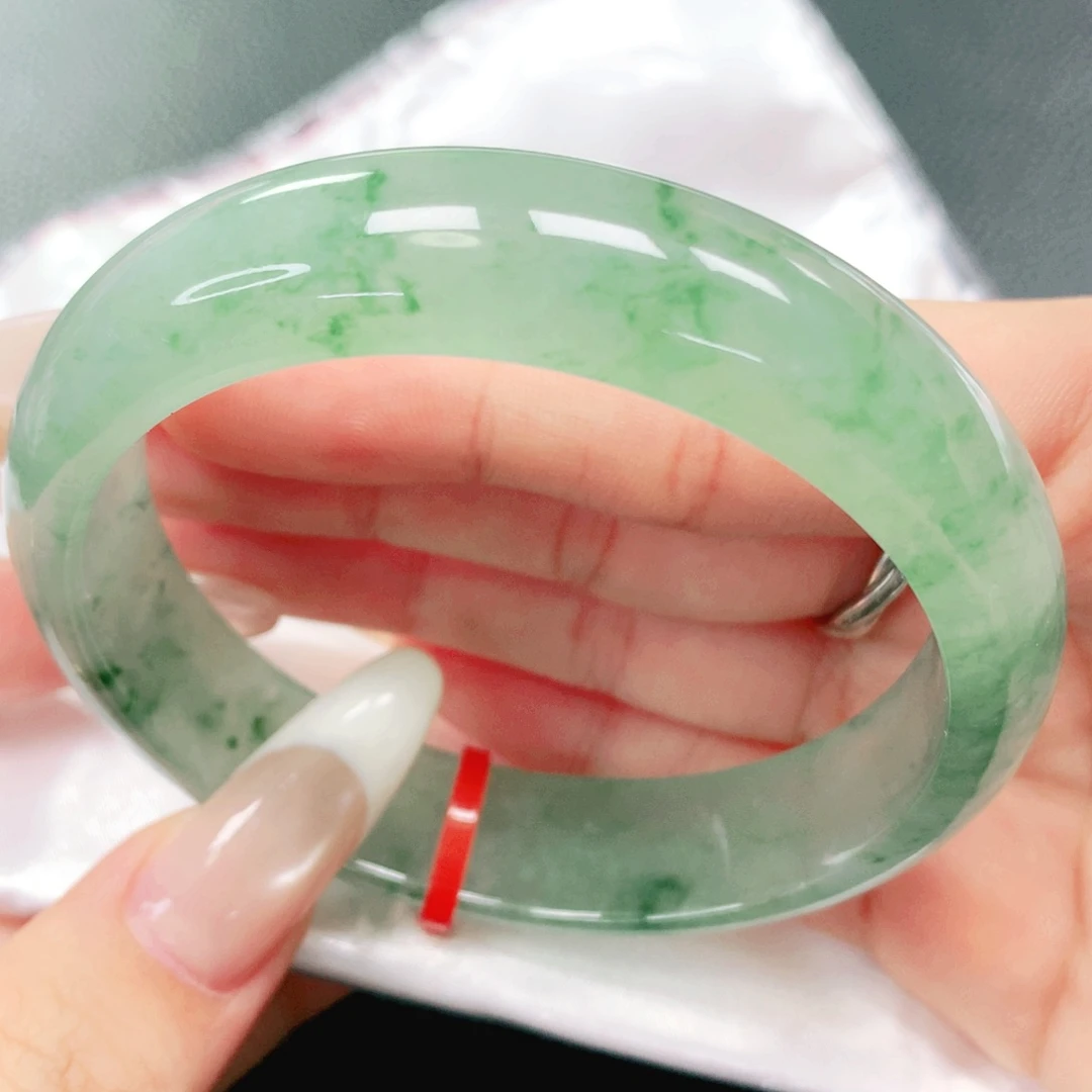 未镶嵌手镯翡翠58。