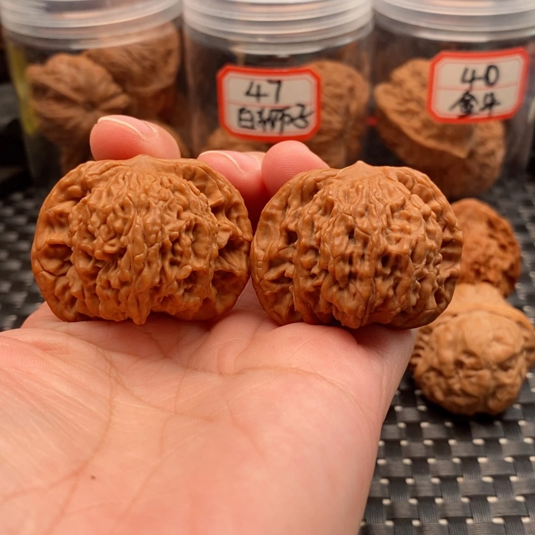 吊坠文玩核桃40狮虎