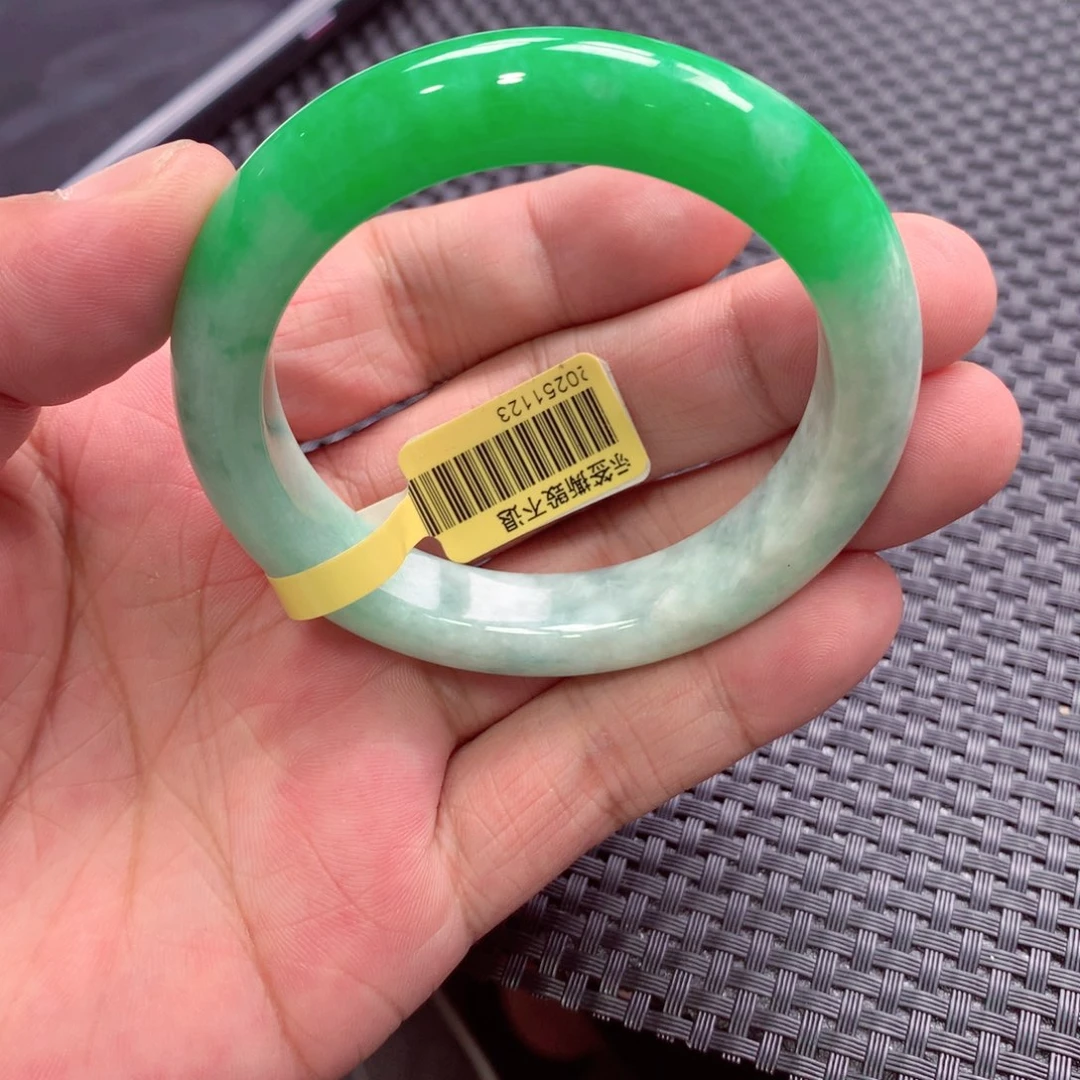未镶嵌手镯翡翠翡翠