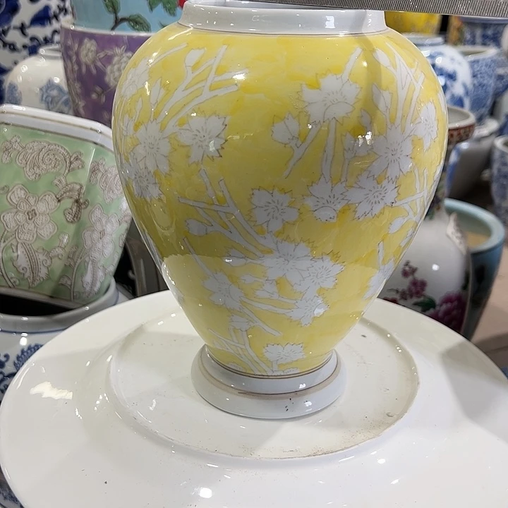 瓷片瑕。。。。。。。。。。。。。。