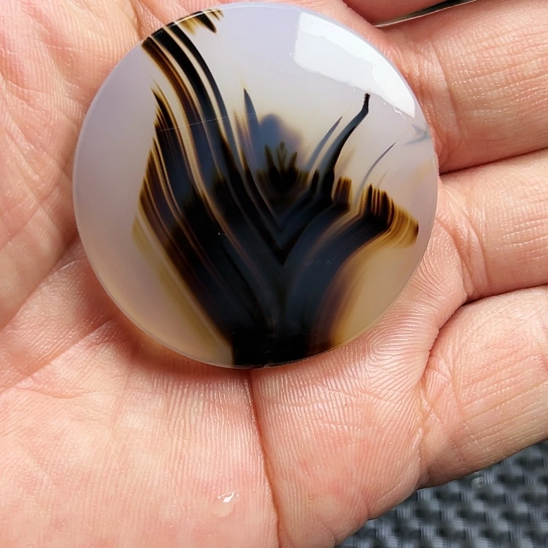 博***美玛瑙/玉髓未镶嵌珠宝半成品