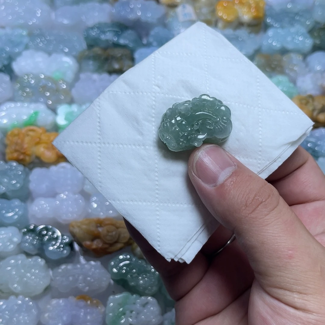 翡翠未镶嵌颈饰天然