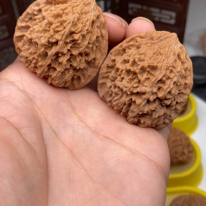 文玩核桃吊坠41满天星