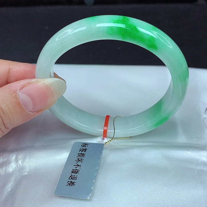 翡翠未镶嵌手镯55贵妃手镯787