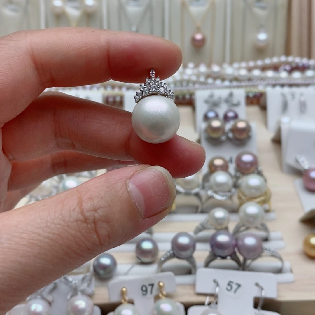 淡水珍珠银S925镶嵌颈饰