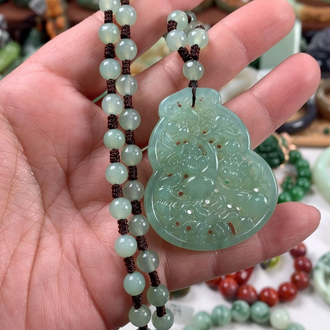 岫玉颈饰未镶嵌吊坠