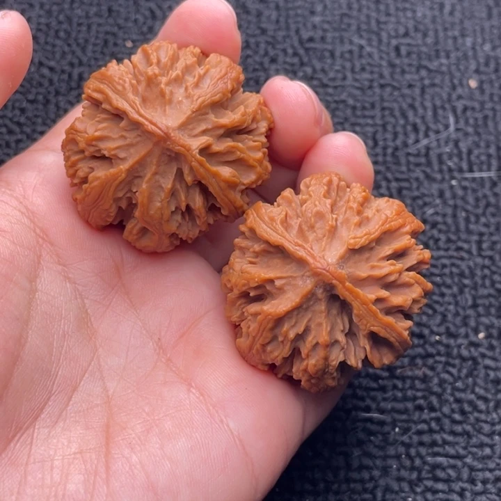 吊坠文玩核桃文玩核桃29