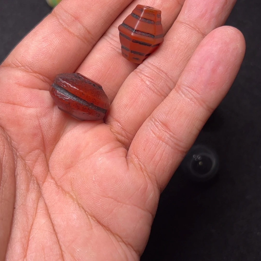 绿***山玛瑙/玉髓未镶嵌配饰