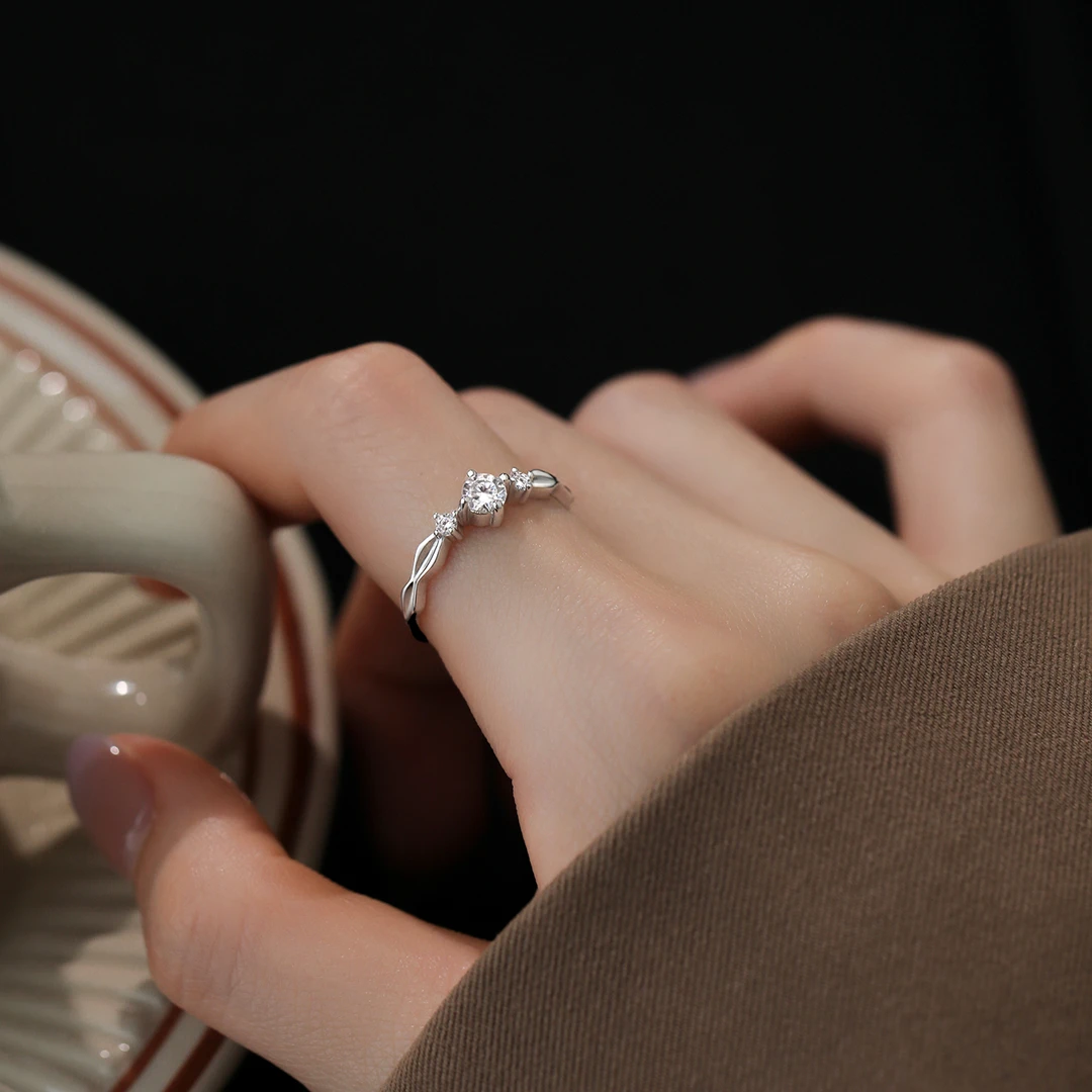 足银锆石戒指 999纯银闪钻戒指时尚个性可调节素圈指环女款开口戒
