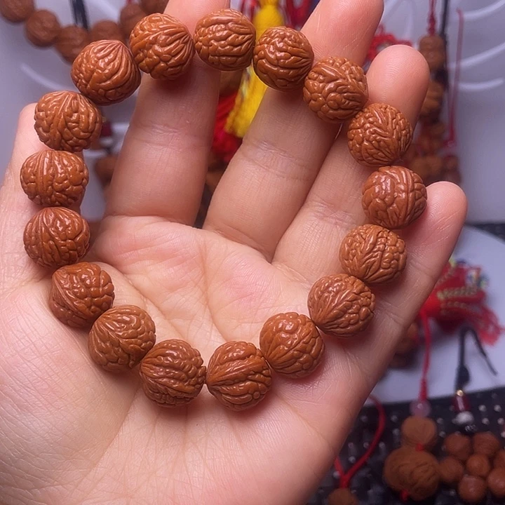 桃核吊坠龙纹桃枭