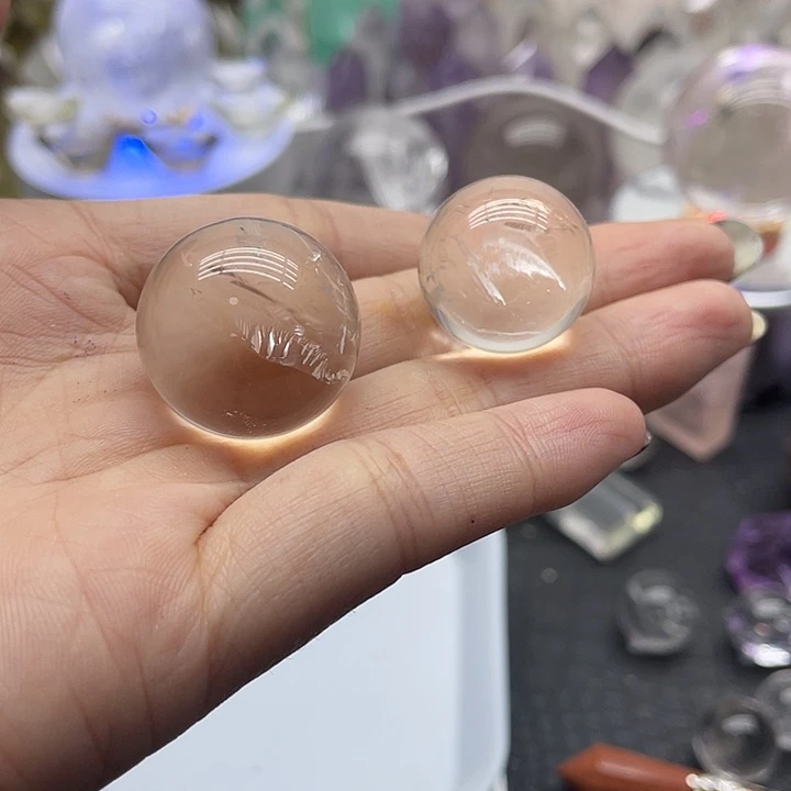 崑***娃未镶嵌珠宝半成品水晶85高透白水晶球