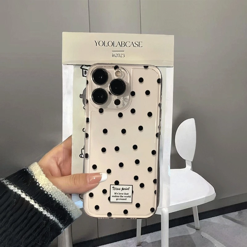 太空壳多个黑色波点适用苹果161514promax手机壳1312软xrxs