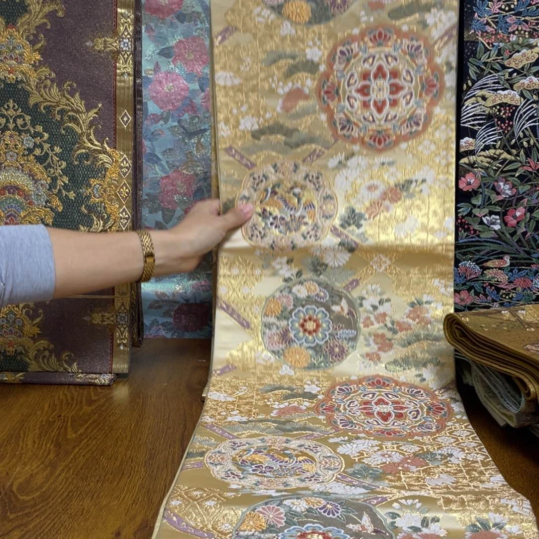 织绣织锦，织锦缎，