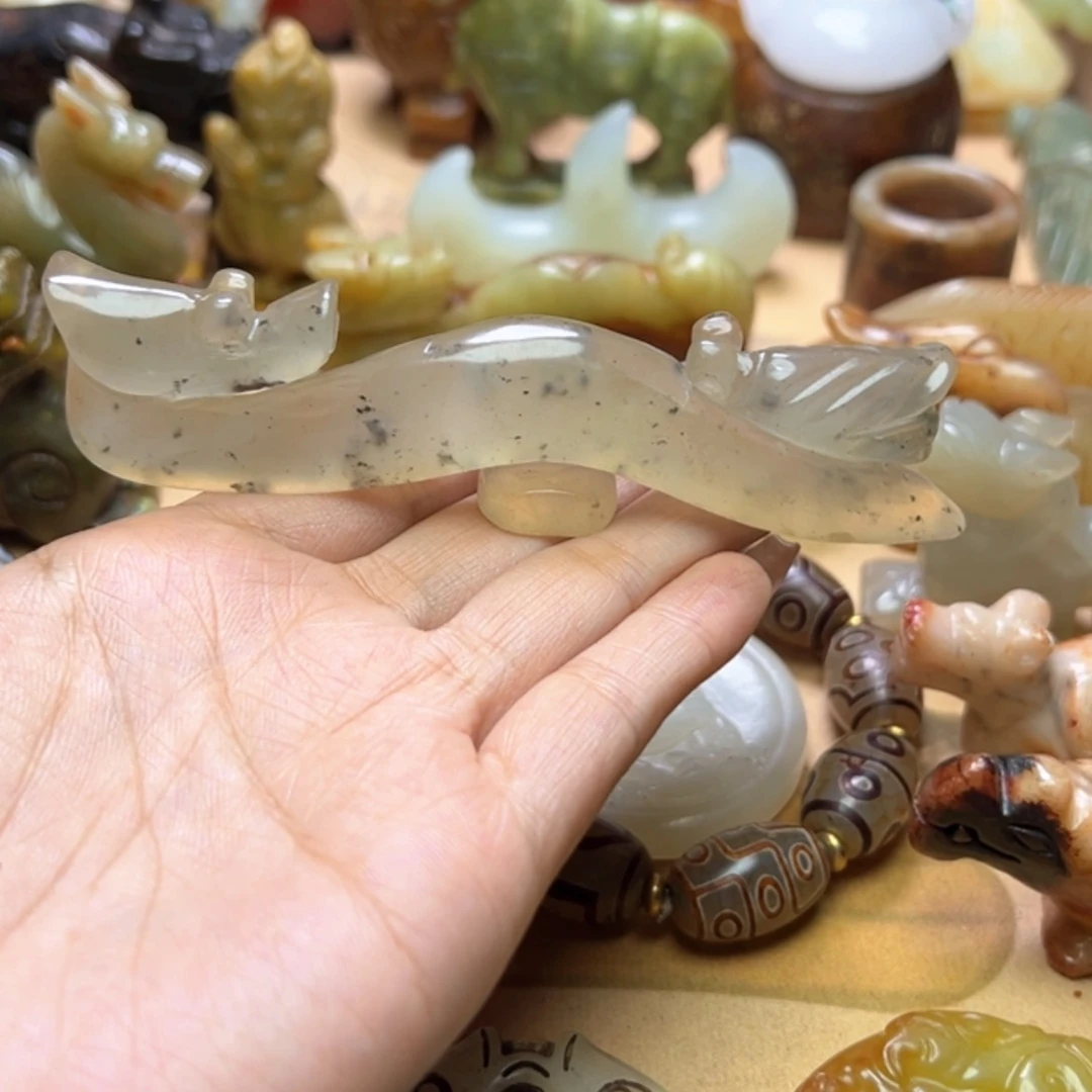 【闪购商品】蛇纹石玉颈饰未镶嵌