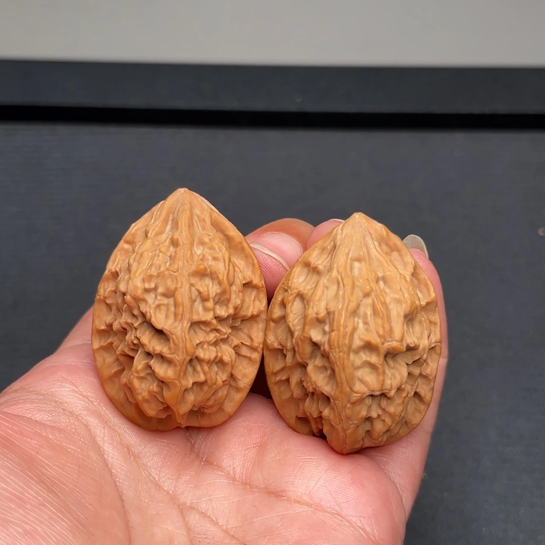 把件猴头核桃33×36×45全品头茬十三陵鸡心XM3571