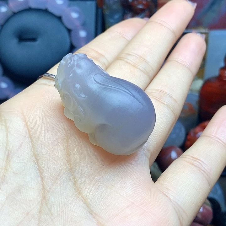未镶嵌吊坠(不含链)硅化玉貔貅吊坠