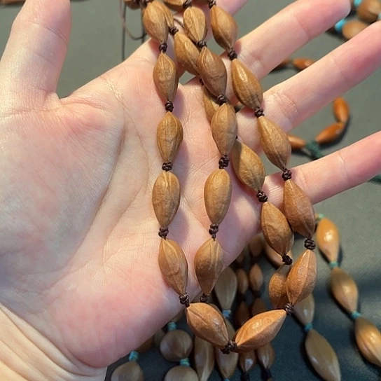 0.9小金瓜子脖挂30粒款