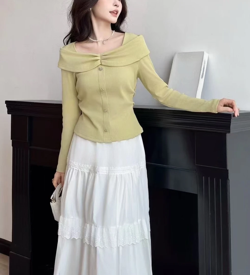 淑女方领洋气时尚上衣