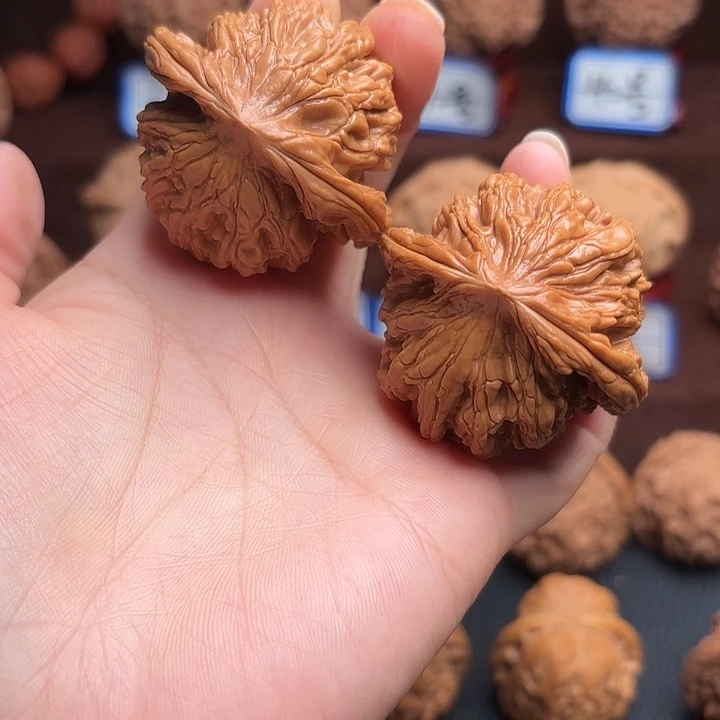 `***´吊坠文玩核桃麦虎
