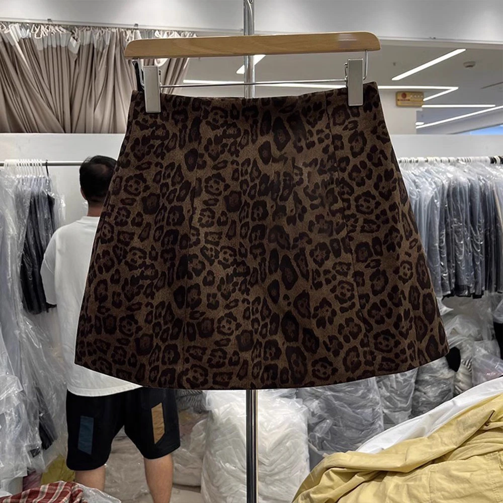 豹纹短裙女A字裙2025春季新款包臀内衬防走光时尚显瘦半身裙短裙