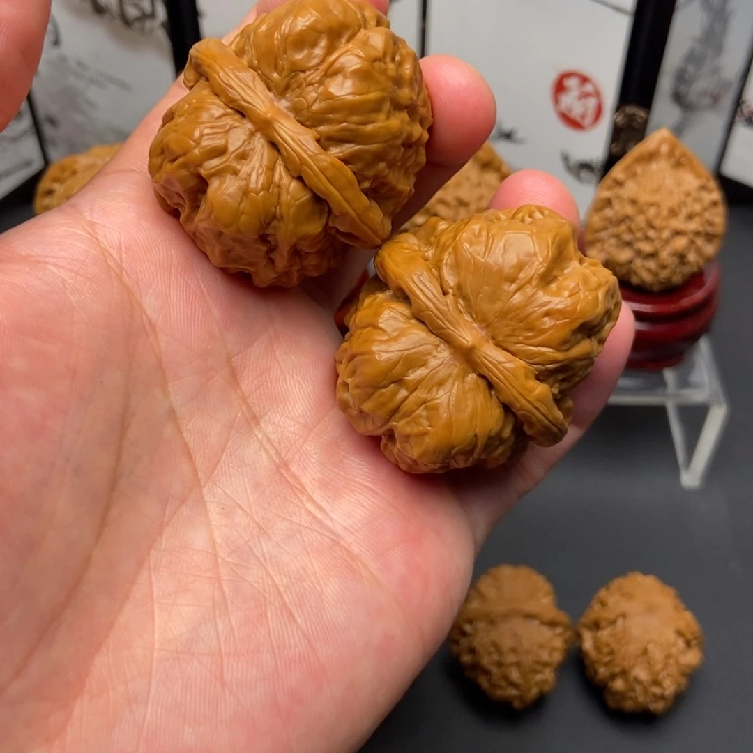 文玩核桃把件蛤蟆头