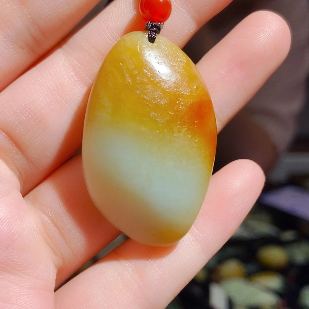 颈饰未镶嵌和田玉