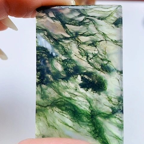 玛瑙/玉髓颈饰未镶嵌冬***草