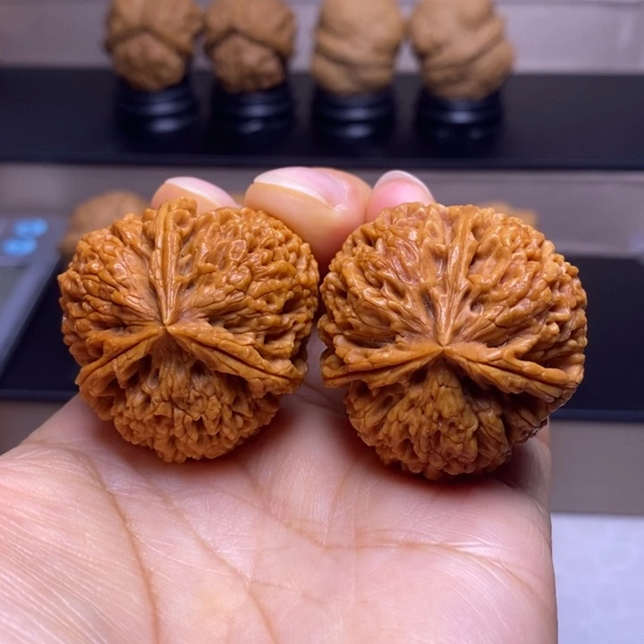 把件文玩核桃盘龙玉凤三楞43