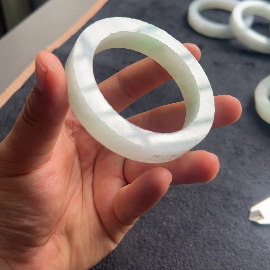 未镶嵌天然翡翠定制翡翠幸**嘉