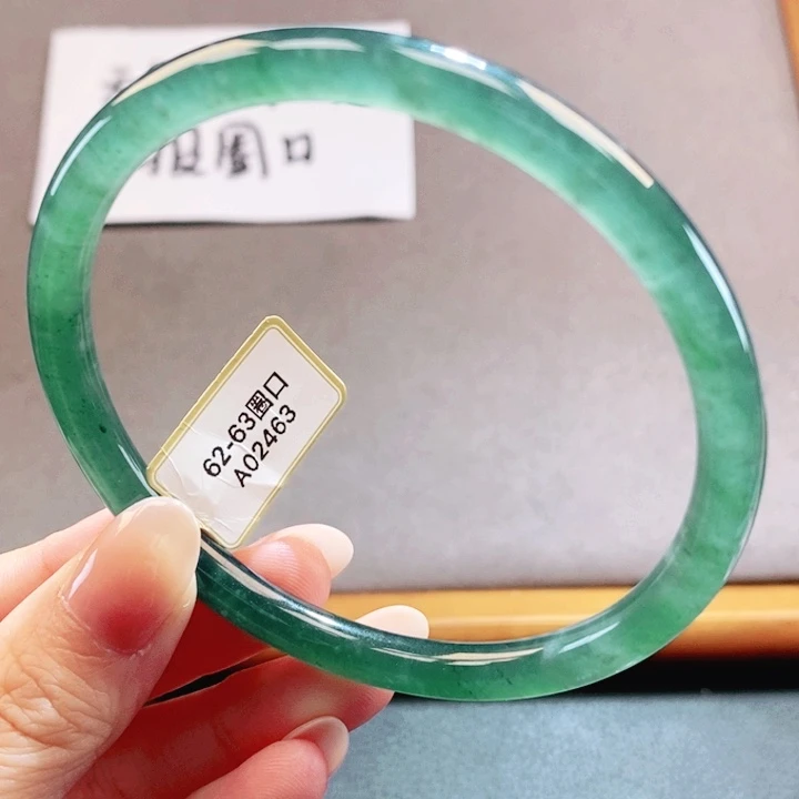 翡翠未镶嵌手镯翡翠手镯15