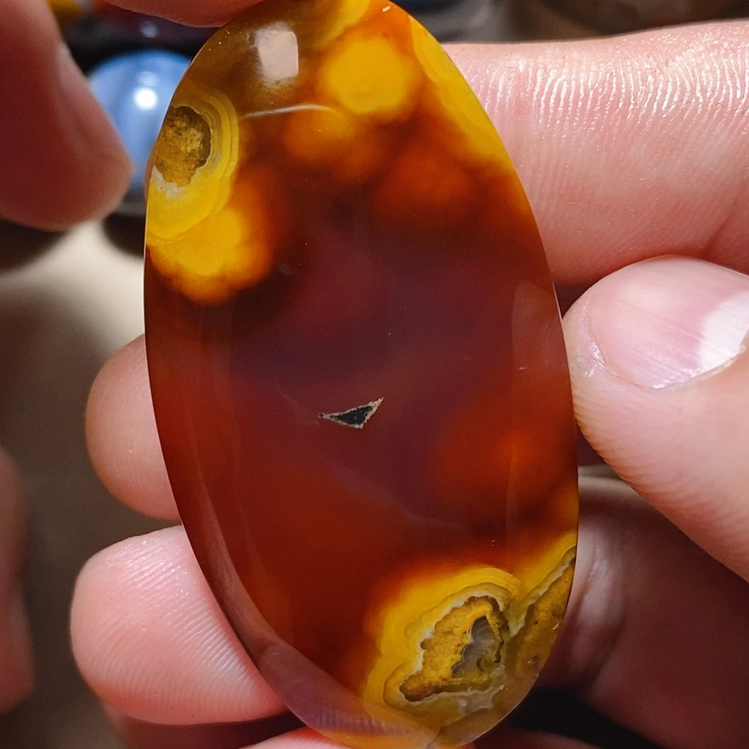 未镶嵌颈饰玛瑙/玉髓塑**子