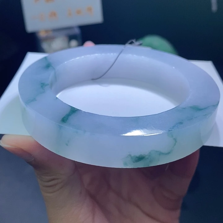 未镶嵌翡翠定制翡翠