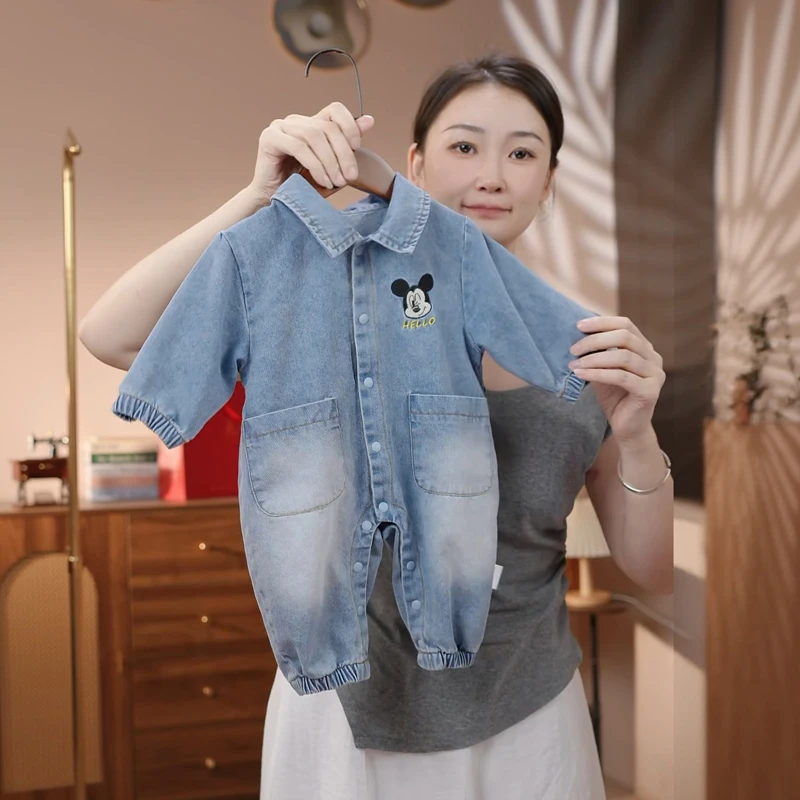 婴儿秋季衣服男女宝宝软牛仔卡通米奇连体衣秋装可爱超萌外出爬服