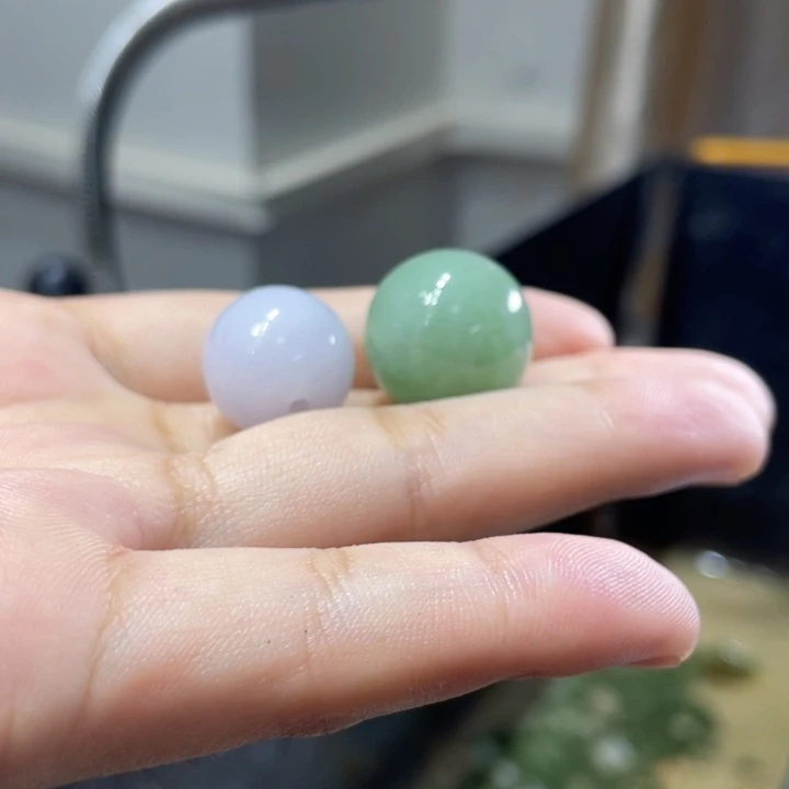 一***头定制翡翠未镶嵌边角料