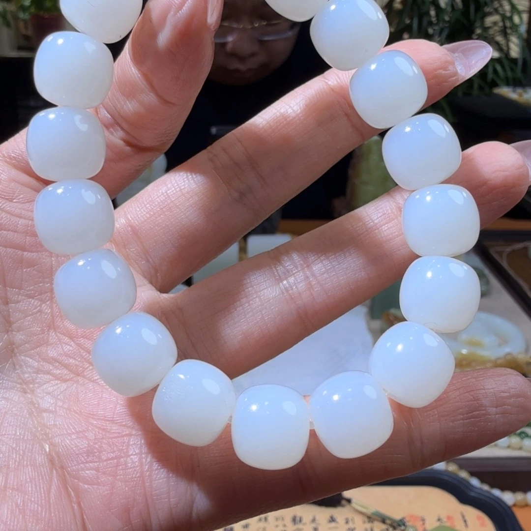 和田玉手链未镶嵌