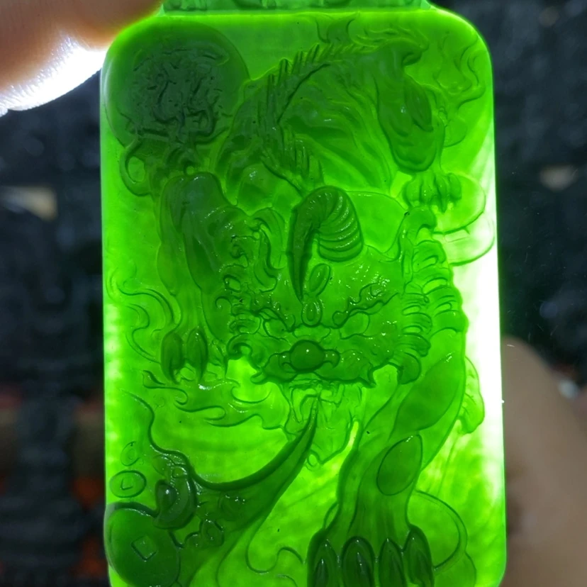 【闪购商品】未镶嵌蛇纹石玉颈饰
