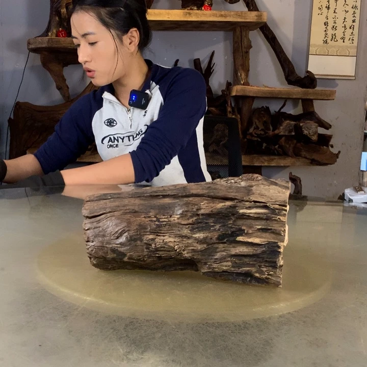 资***益天然的云南紫柚木会黄水