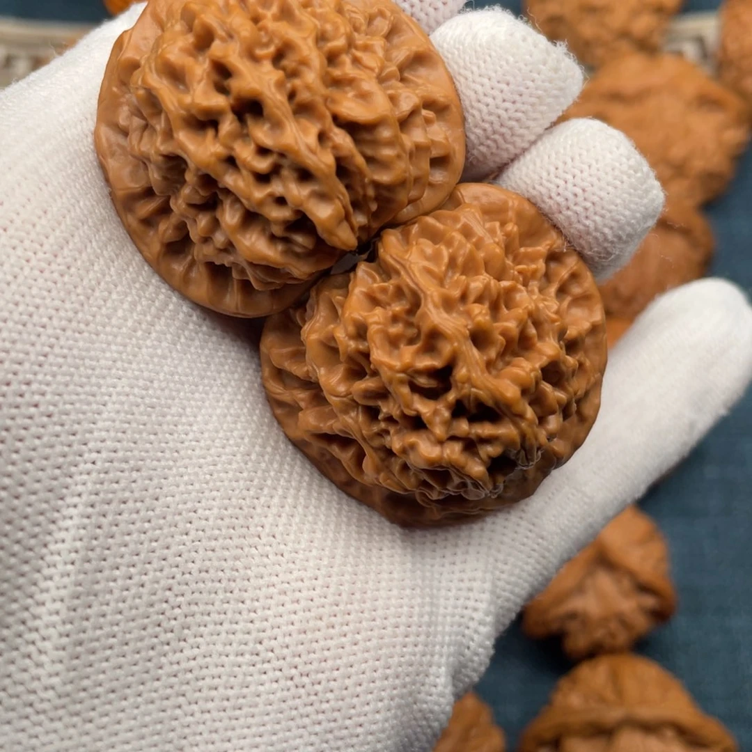 文玩核桃把件37全品毕业秦闷