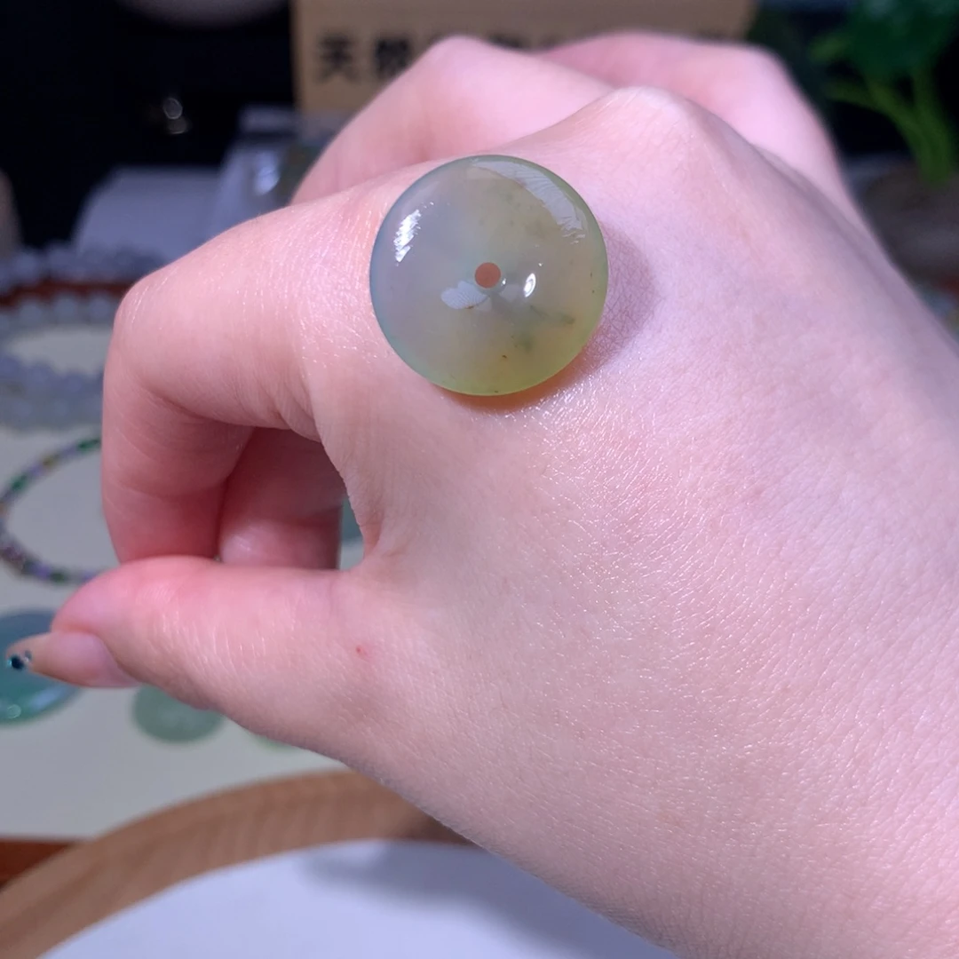 未镶嵌定制翡翠平安扣