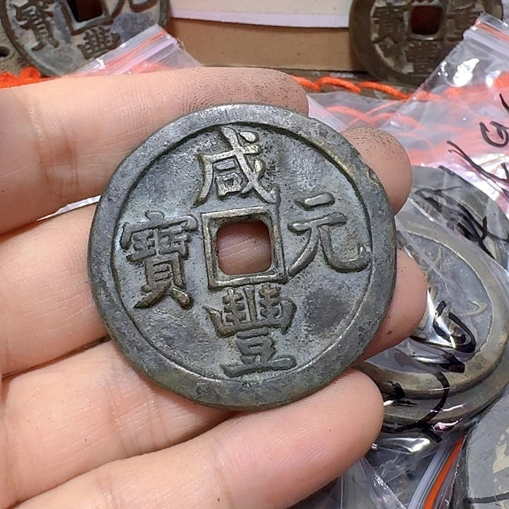 铜石*缘现代工艺品花钱