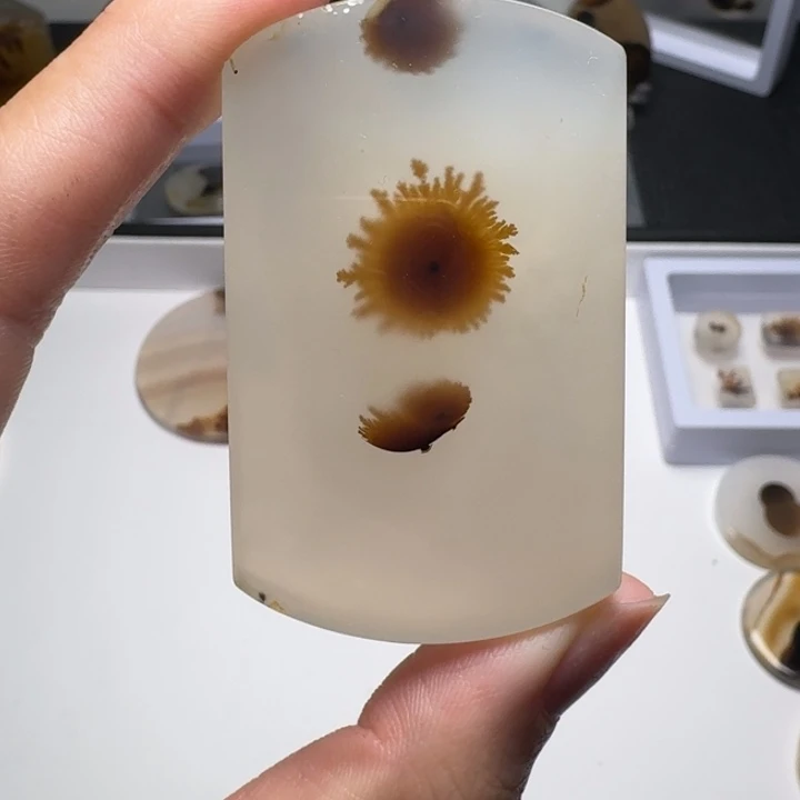 玛瑙/玉髓未镶嵌摆件