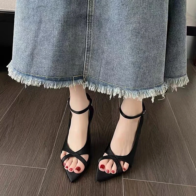 法式高级感高跟鞋2025年春夏细跟尖头鱼嘴一字扣带性感气质凉鞋女