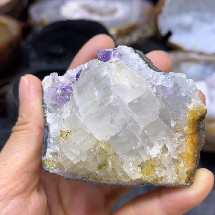 水晶珠宝半成品未镶嵌彩虹奇石块