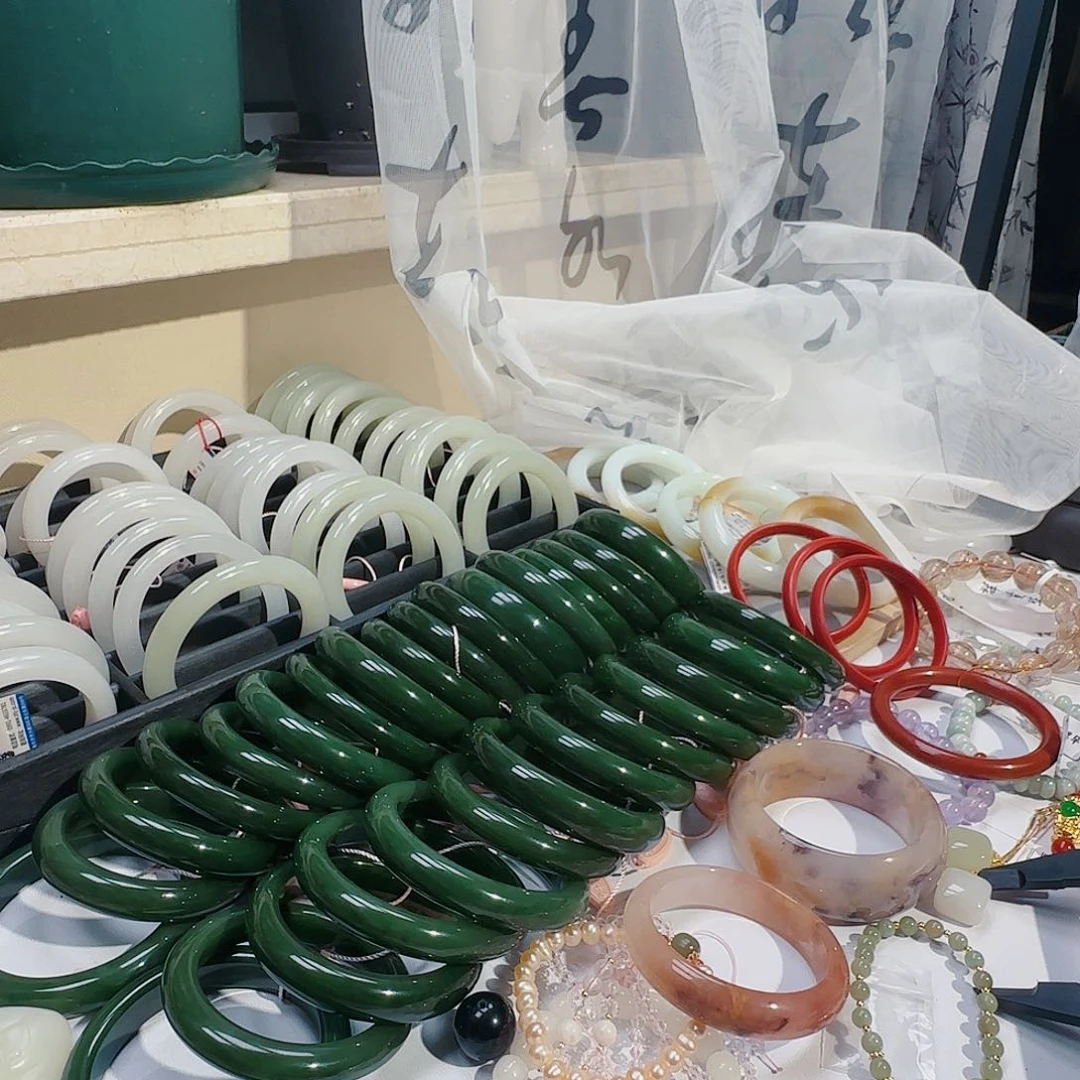 石英质玉手链未镶嵌